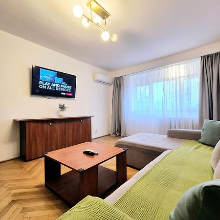 Tranquil Unirii Residence - Elegant & Spacious Living With Parking Steps From Parliament 布加勒斯特 外观 照片