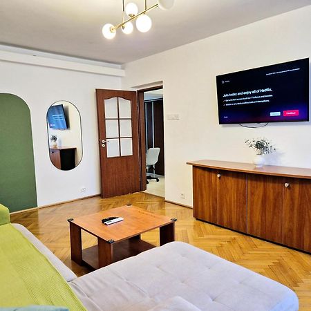 Tranquil Unirii Residence - Elegant & Spacious Living With Parking Steps From Parliament 布加勒斯特 外观 照片