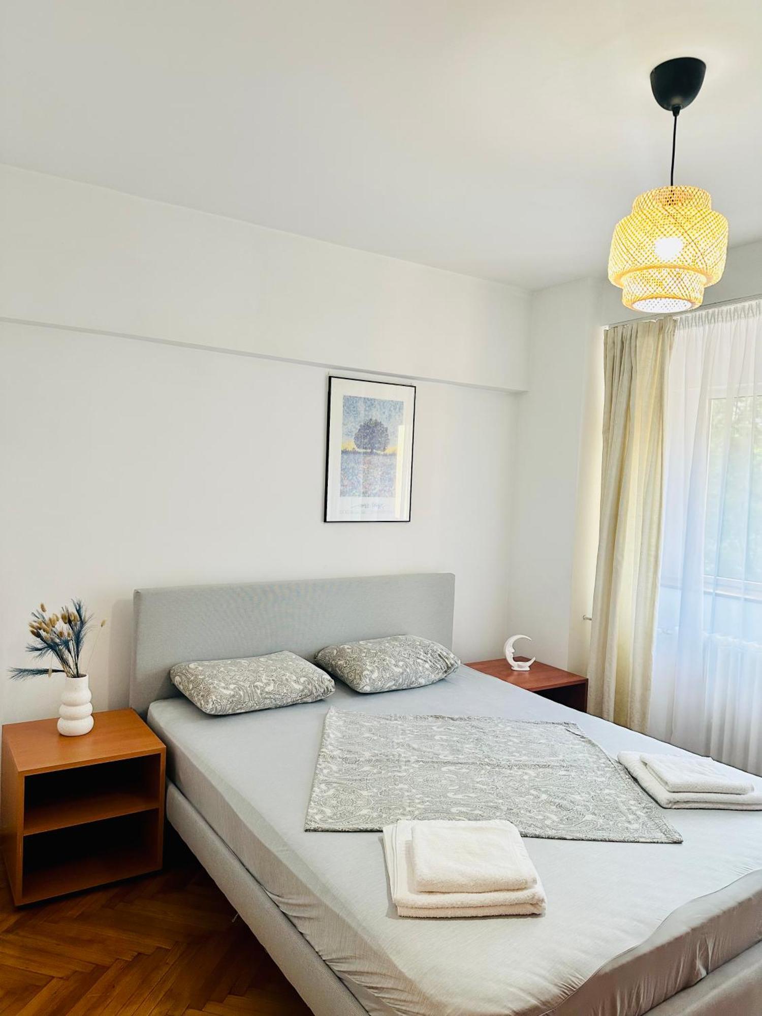 Tranquil Unirii Residence - Elegant & Spacious Living With Parking Steps From Parliament 布加勒斯特 外观 照片