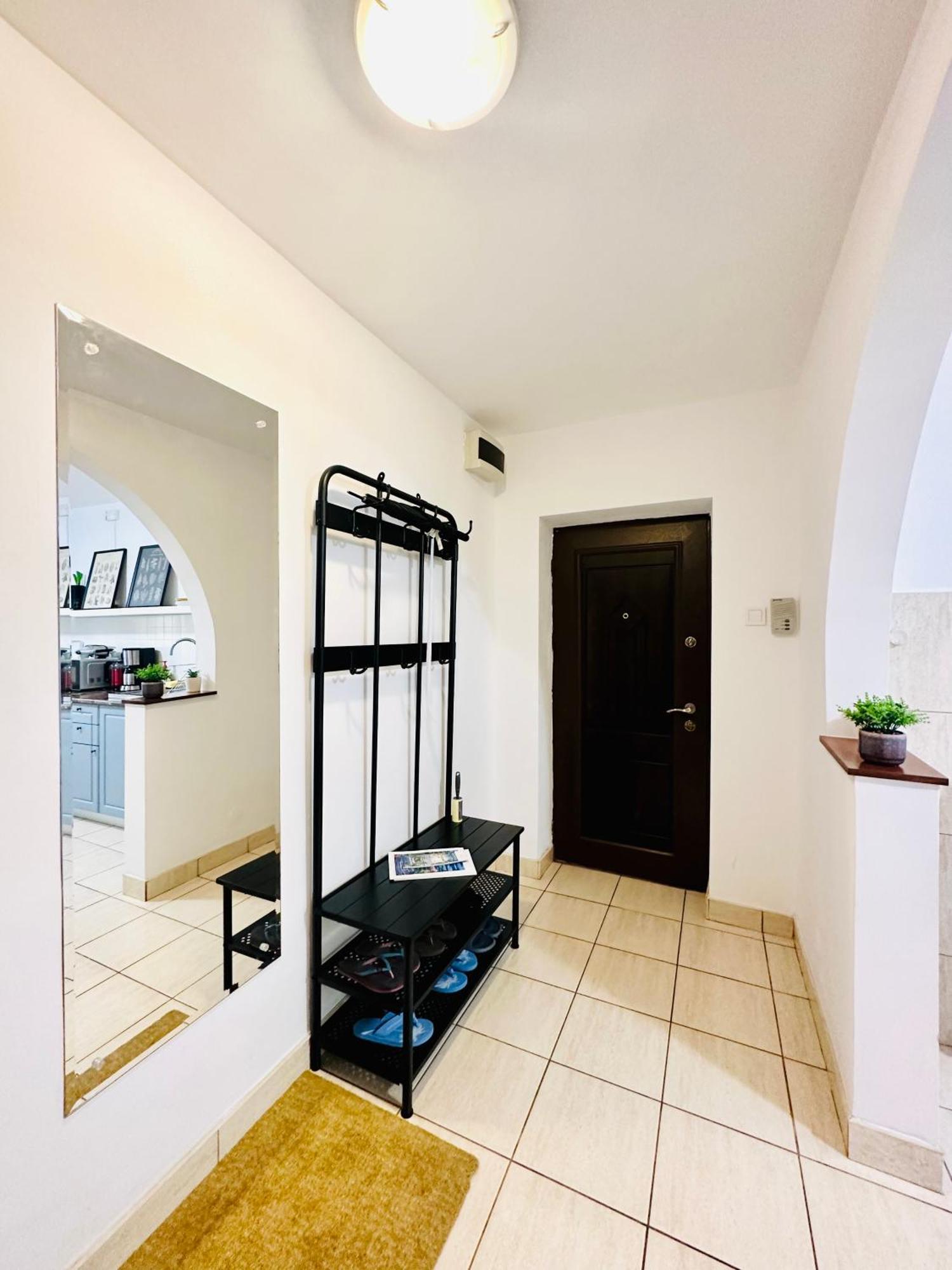 Tranquil Unirii Residence - Elegant & Spacious Living With Parking Steps From Parliament 布加勒斯特 外观 照片
