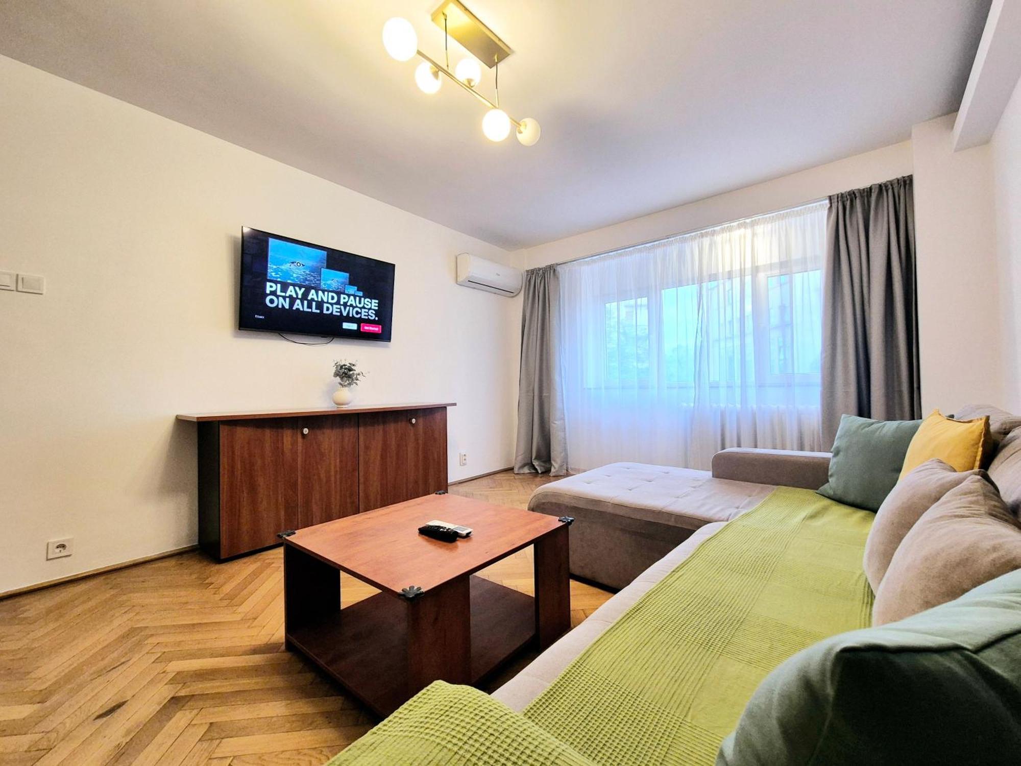 Tranquil Unirii Residence - Elegant & Spacious Living With Parking Steps From Parliament 布加勒斯特 外观 照片