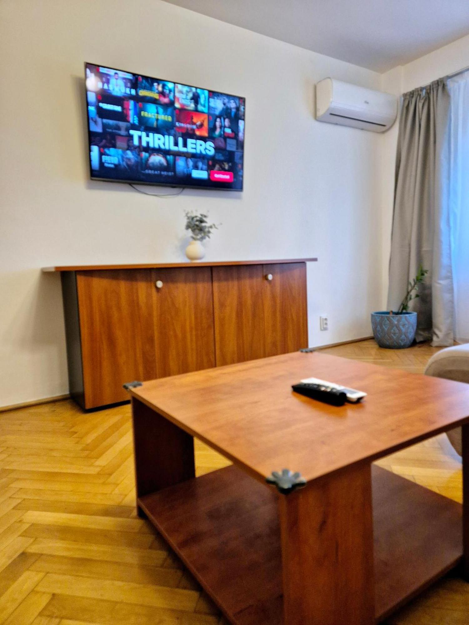 Tranquil Unirii Residence - Elegant & Spacious Living With Parking Steps From Parliament 布加勒斯特 外观 照片